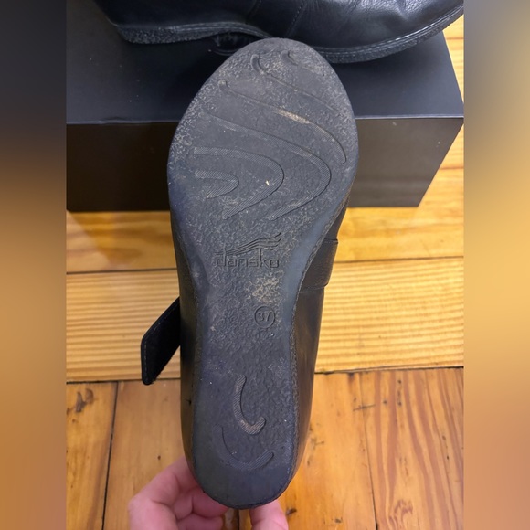 Black Dansko Mary Jane’s - Picture 3 of 3